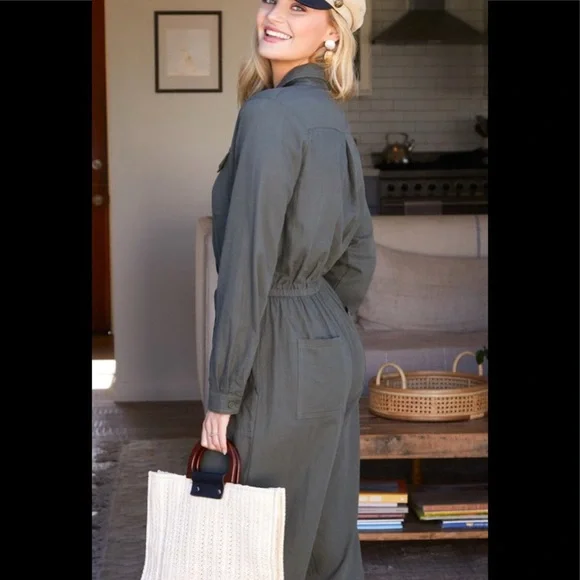 Olive cotton utility button down jumpsuit. - Picture 6 of 6
